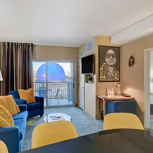  Aparthotel Premium Views! - 'fear And Loathing Style' - Sphere In Hd